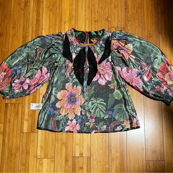 FARM Rio Multicolor Floral Blouse - Picture 9 of 16